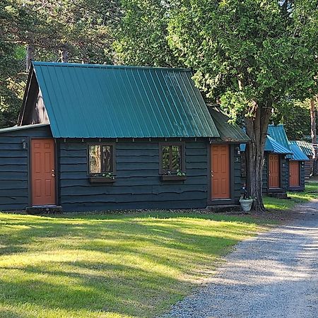 Moreno'S Adirondack Cabins Saranac Lake Εξωτερικό φωτογραφία
