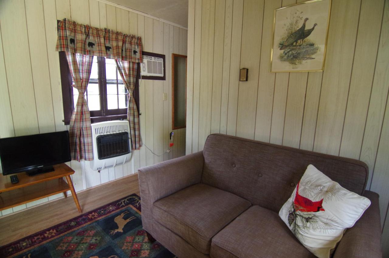 Moreno'S Adirondack Cabins Saranac Lake Εξωτερικό φωτογραφία